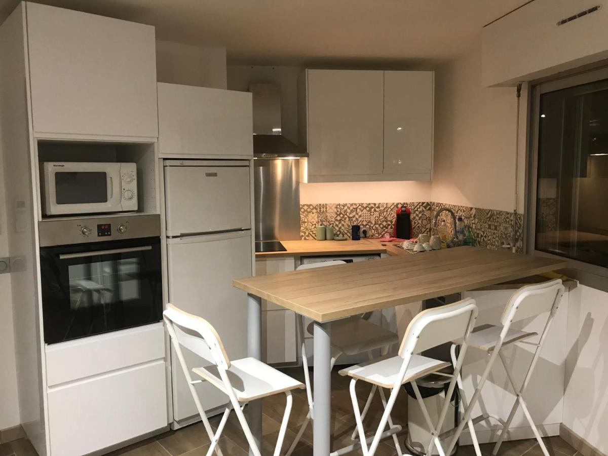 Magnifique Appartement Pied Dans L'Eau Канни Екстер'єр фото